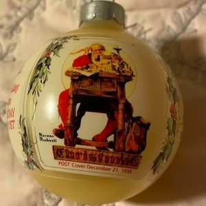 Vintage collectors Hallmark Santa ornament